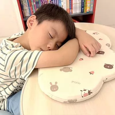 greysa格蕾莎雲朵午睡墊小學課桌椅辦公桌午睡枕
