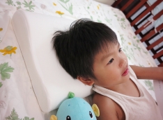 【推薦】讓孩子睡得香香又甜甜-格蕾莎無毒環保記憶枕(兒童青少年專用)