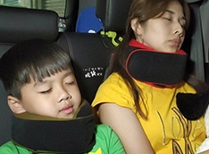 【推薦】GreySa格蕾莎全家福旅行頸枕,專為全家大小設計的頸枕、飛機枕、旅行枕,更是一枕多用的靠枕,讓你休息再也不會搖頭晃腦。